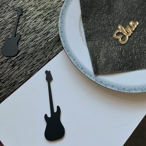 Bordkonfetti svart stor, gitar - 5 stk