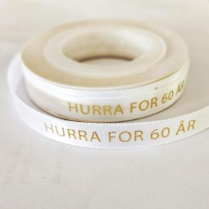Silkebånd, hvit - Hurra for 60 år - 10m