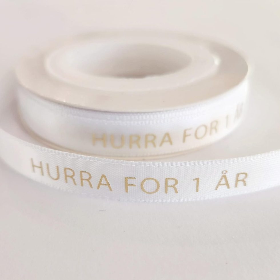 Silkebånd, hvitt - Hurra for 1 år - 10m