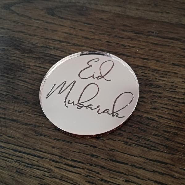 Gravert sirkel, speil rosegull - Eid Mubarak