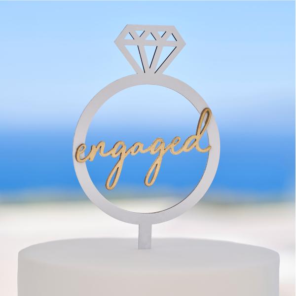 Kakepynt, treverk - Engaged