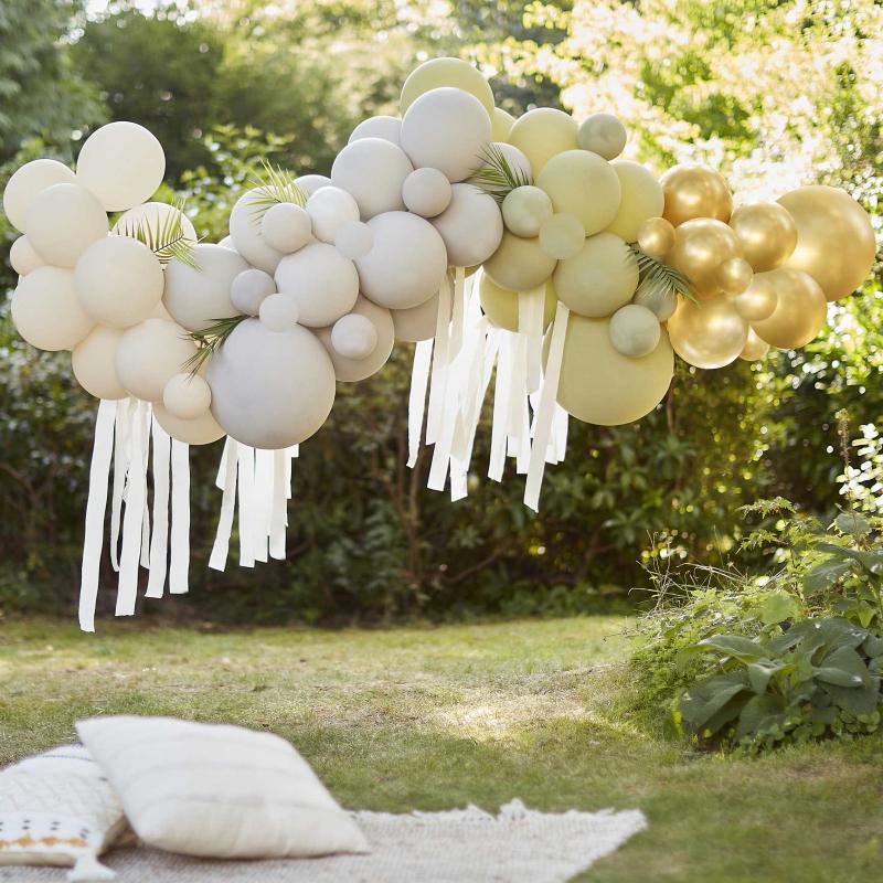 Ballongbue - Natur, grønn og gull med pynt