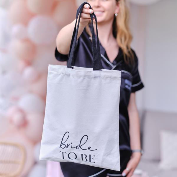 Gjenbruksnett, blush og svart - Bride to be