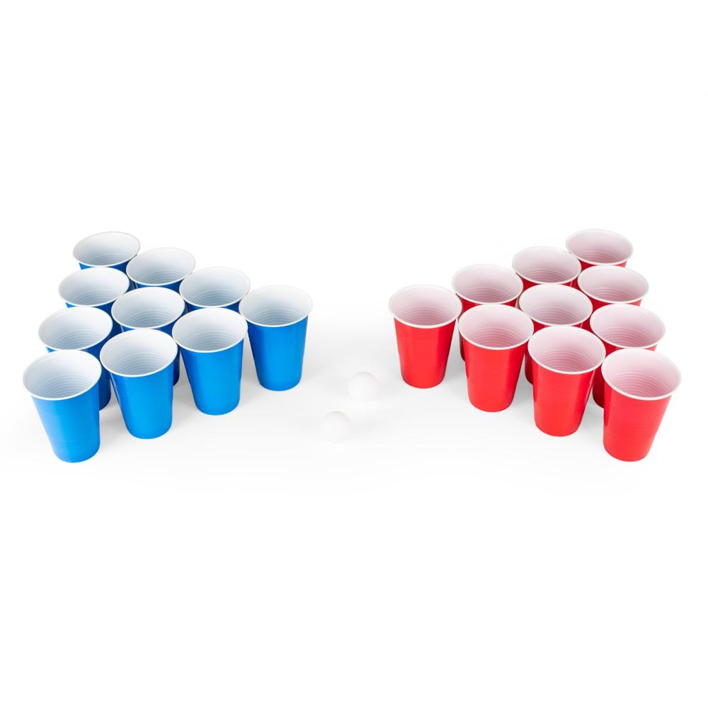 Beerpongsett med røde og blå plastkopper