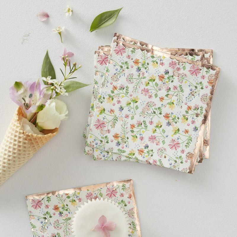 Servietter kaffe, blomster og rosegull – 16 stk
